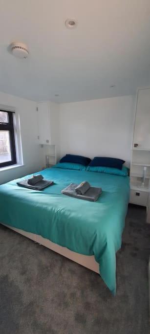 Sycamore Lodge Kent With Ev Zappi Type 2, Swimming Pool For A Fee Sellindge Екстериор снимка